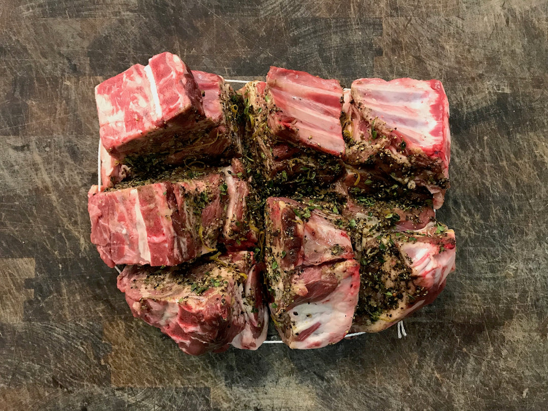 Lamb shoulder easy/bone in, marinated