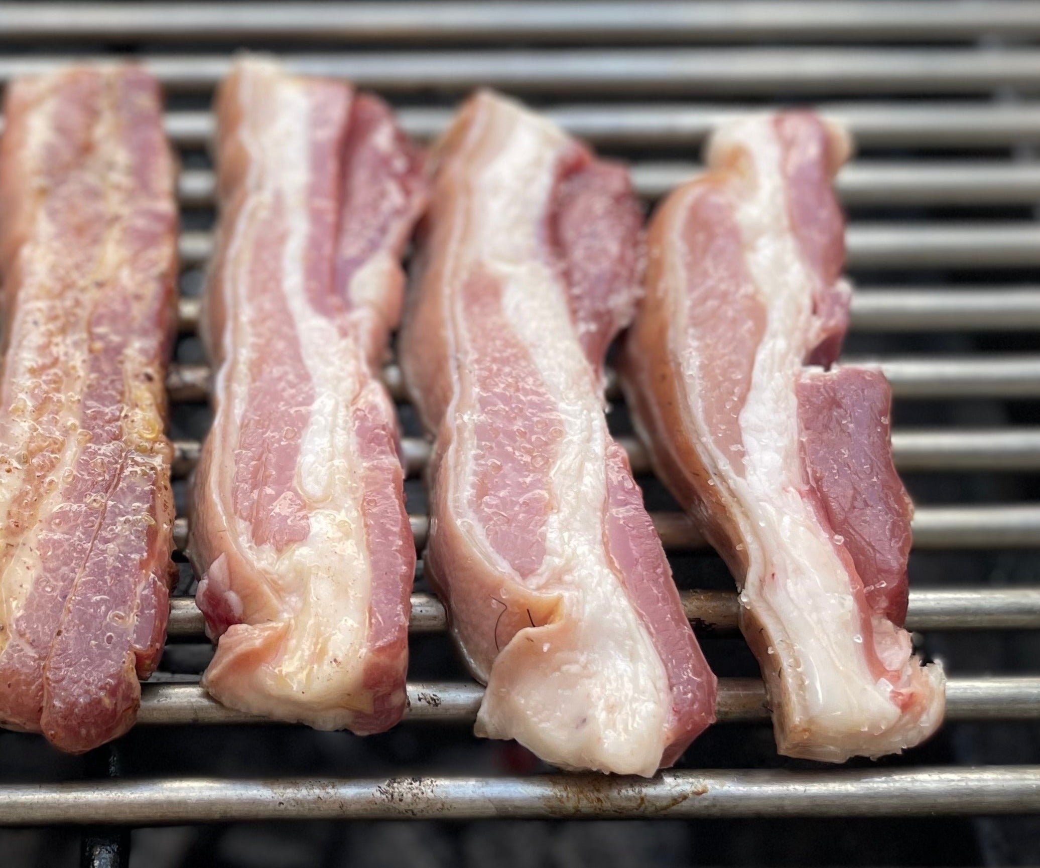 Featherbone Ribs Pastured pork belly spare ribs - 500g – Feather and Bone Butchery