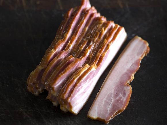 Pastured pork bacon: nitrite-free, hot smoked